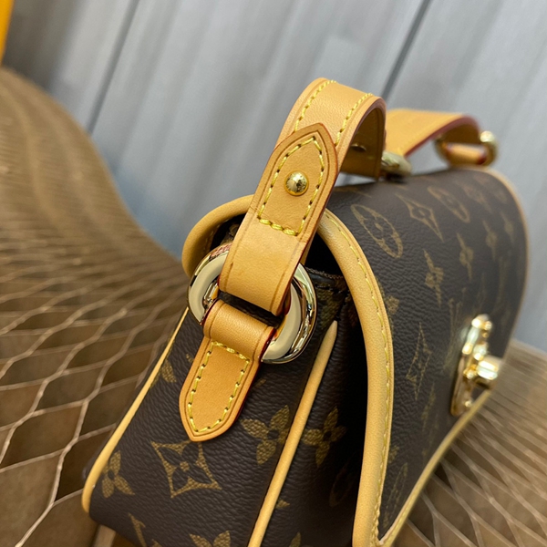 ルイヴィトンバッグ細部ディテール